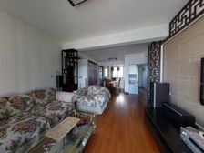 新情况,业主急售,精装地暖,孩子没在这边读书,满五税少