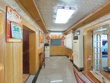 新上花园位置,中间楼层,采光好,只委托我家,看房随时