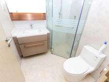 新上两房两卫 精装采光好 低密度社区