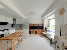 上叠 带电梯 23号地铁口 视野好 万科物业 看房方便