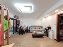 新华小区 精装修 新上好房 双南户型 诚意出售 随时看房