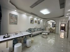 带电梯地纳帕溪谷豪装别墅,4层设计,诚心急售 前后院子