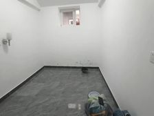 安定门 鼓楼地铁站旁 张旺胡同私产平房 两证齐全 看房方便