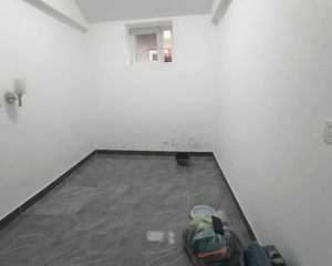 安定门 鼓楼地铁站旁 张旺胡同私产平房 两证齐全 看房方便
