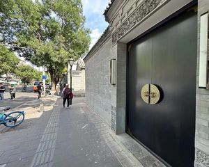 西城北二环 旧鼓楼大街 临街 独门独院出售 两证齐全随时交易