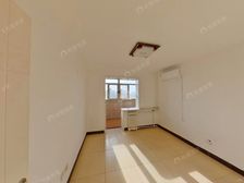 苹果园一区 朝南两居 高层视野好 光线充足