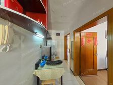 边套南北两房、四楼位置好。