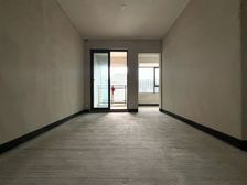 海成轨道0309 62.17平2居 南向毛坯 安静不临街