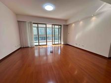 仁恒3期15号靠河224平4房有车位房东说了接受市场价成交