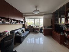 天安花园,房东又降价了,非常诚意卖,有车位,价格还可以谈