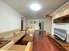 浦洋精装大三房 南向低楼层 满五住宅