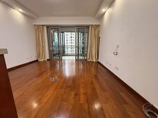 景观大道西侧15楼156平3房,有产权车位接受市场价急卖