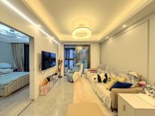 品质小区,新精装两房,满五年,楼层好开阔视野,配套完善,诚售