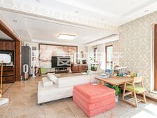 南北通透华悦国际4室2厅豪华装修