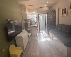 农光里两室一厅出售临地铁10号线劲松站