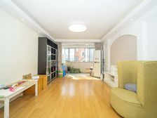 朝霞新苑 95.58平2居 南北向中装修 自住保养好