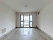 房子位于小区安静地段,电梯高层,原一室户型,采光好,欢迎品鉴