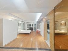 前排临河 复式带大露台 视野开阔 采光充沛 看房随时