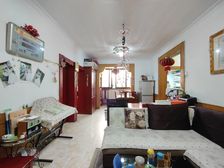 渝中区 金盾宏福楼 三房 125万