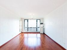 南向三居室,价格很合适,看房我有钥匙