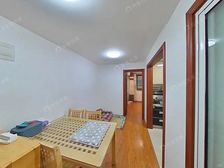 低楼层,6号线金桥路地铁站,售后公房