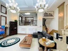 房东昨夜上门在降50万,实图拍摄,低于市场价,置换急售!