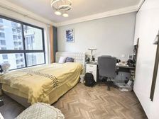 万源城三房电梯7楼装修保养新,带产权车位,价格可谈