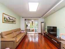 南面看小区花园,叁楼,看房方便