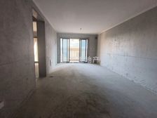 双书包好房 中骏璟峰雅居 3室2卫 小区新环境好 人车分流