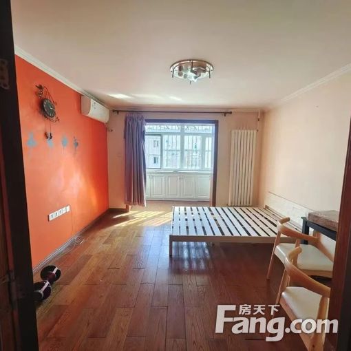  κ�������� 2��1��1�� 55ƽ��װ�� 5800Ԫ/�� 