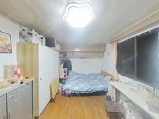 宜川四村 新上房源 朝西朝北有窗通风好