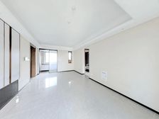 特价 江上印 次新小区 好楼层全新装修未入住 带地暖空调