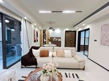 龙湖焕城 三房 130万 送全新家具家电