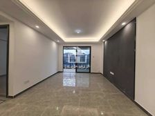 保利领秀前城六组团秀程府4房2厅100m2127元