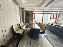 成华区 蓝光雍锦阁 五房 530万