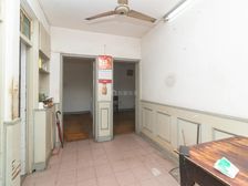 金桥南北两房诚意出售,中间楼层,采光好,户型正气,带露台的房