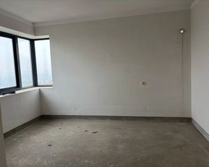洋江水岸4室2厅2卫南朝向298.0万元/套出售