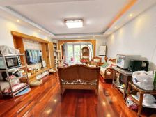 海光新都3室2厅2卫南朝向192.0万元/套出售