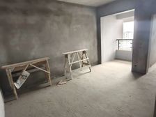 云峰阁1室1厅1卫南朝向11.0万元/套出售