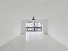 新天地大大会址·淡水公寓全新装3房 南北全明三房全景落地窗