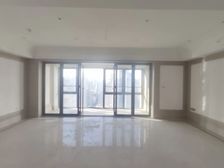 渝中区 重庆中心 三房 318万