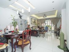 祥和名邸二期!电梯中区!位置好!采光不遮挡!看小区花园景观!