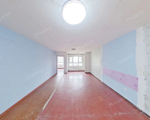 和泓四季 3室2厅 南 北