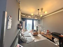 成华区 朗基少东家 二房 135万