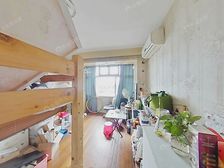 电梯房5楼,诚心卖掉,小区中间位置