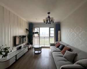 蓝光东方天地 3室1厅 西南