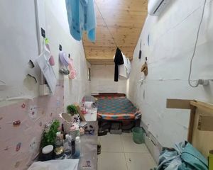 金融街佟麟阁路 光彩胡同私产平房 两证齐全
