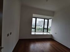 实价350万 带双产权车位 急售楼中楼 可随时看房 彰泰府