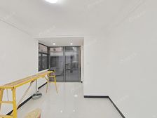 蓬莱公园·沿街 精装修 底楼 进出方便,看房钥匙在手随时可看