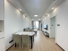 渝中区 罗宾森尚城华府 二房 125万